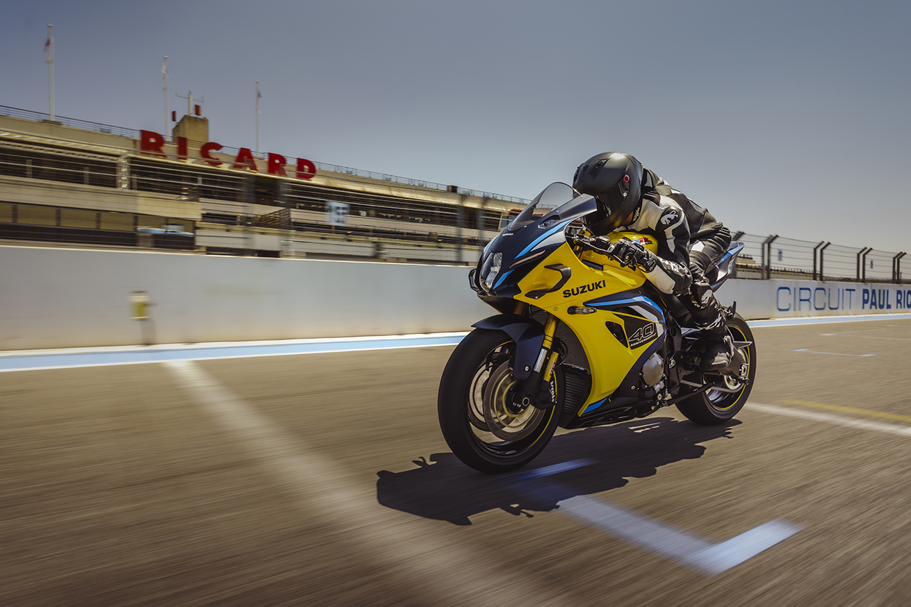 Suzuki GSX-R1000 na stazi